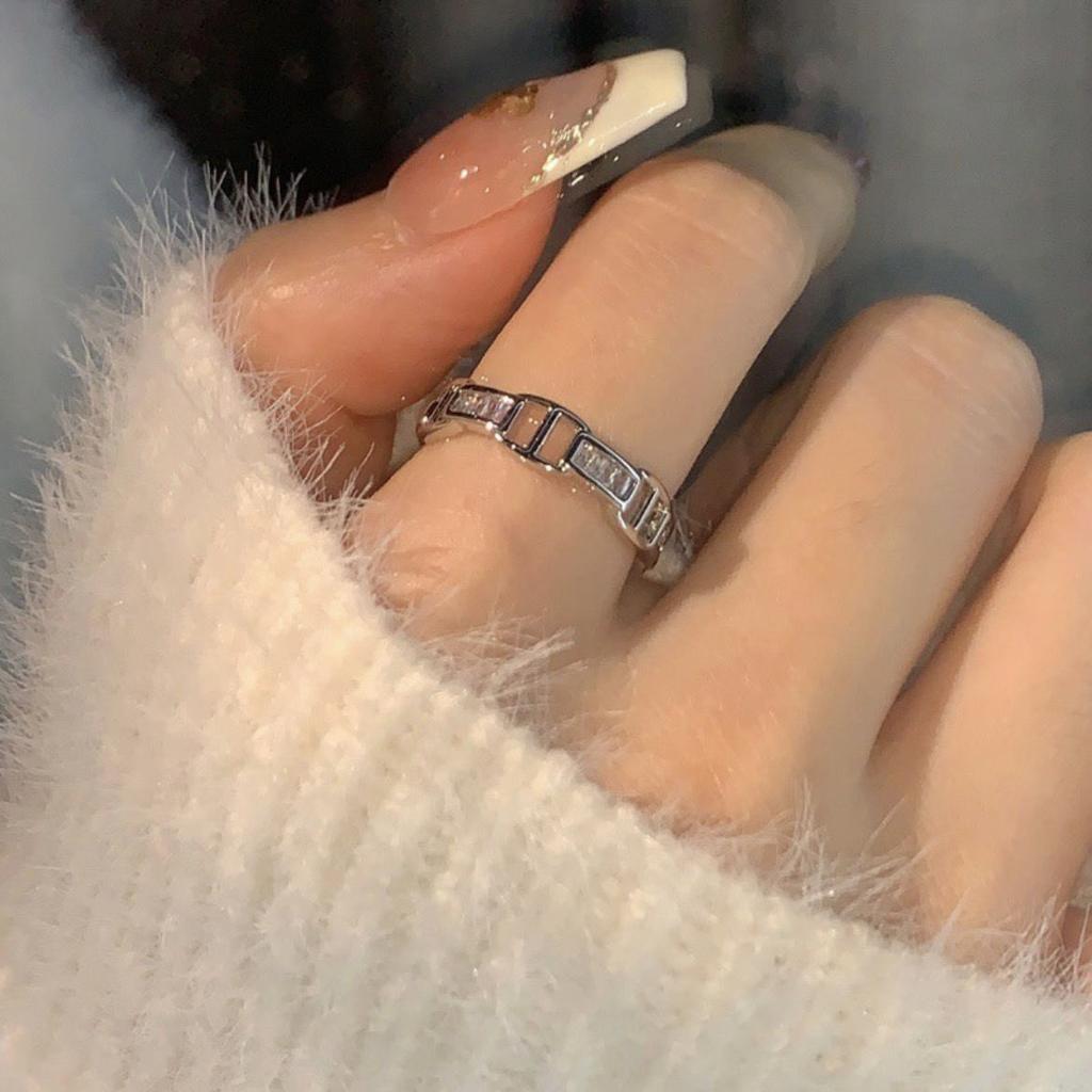 Japan And South Korea Light Luxury Diamond-Encrusted Letter Ring Women'S Niche High-End Design Versatile Fashion Cold Wind Open Ring