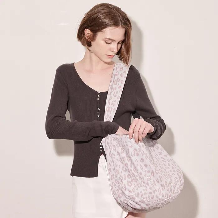 Leopard Reversible 3-way Hobo Bag_3color