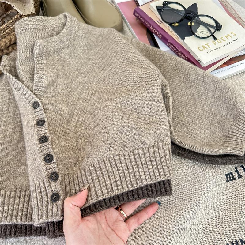 Dětské oblečení holčičky jarní svetr svetr chlapecký a holčičí pletený top dětská bunda