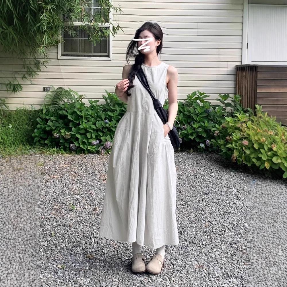 

Летнее макси-платье без рукавов в корейском стиле для женщин, 2025: Простой, Шикарный и Подходящий для миниатюрных L [Premium Version]