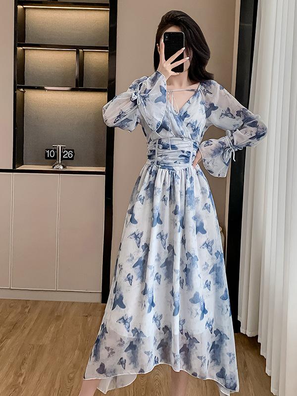 French Tea Break Blue Dress: Waist-Slimming Korean Style with Ruffle Sleeves, Perfect for Vacations