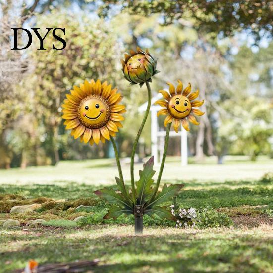 Decorative Garden Stake 2D Sunflowers Stake, Retro Flat Metal Plant Decoration, Carnivorous Outdoor Flower Yard Art for Lawn Bed Planter Creative