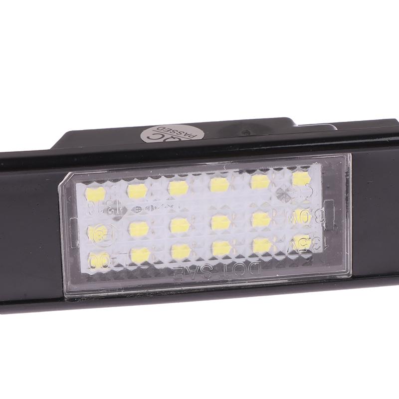 1/2 ks pro 106 1007 207 307 308 3008 406 407 508 607 a C2 C3 C4 C5 C6 C8 DS3 LED světlo SPZ