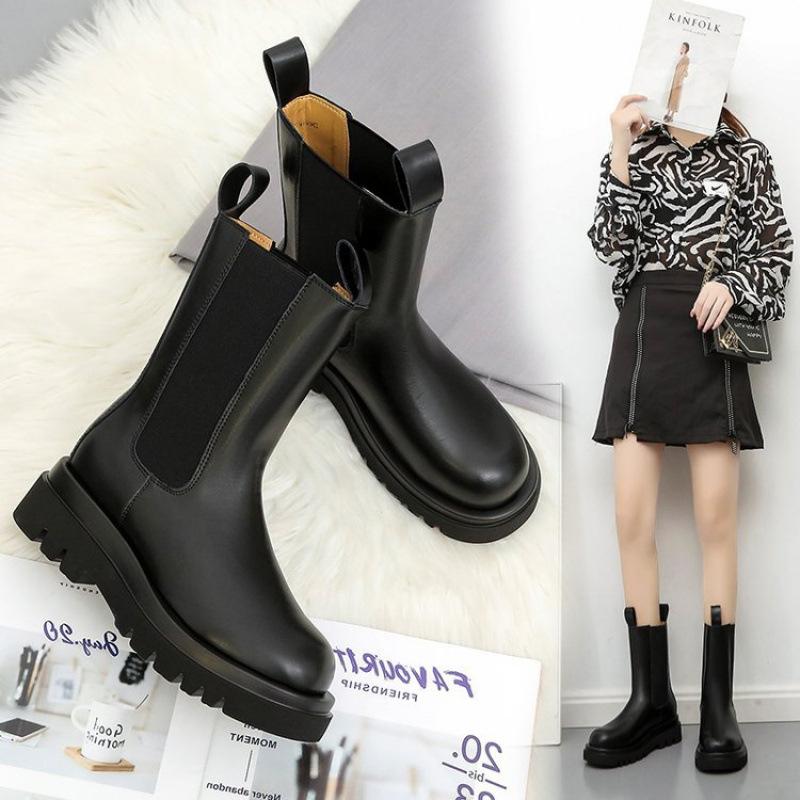 Autumn and winter leather boots round head thick sole medium tube Chelsea boots street shot