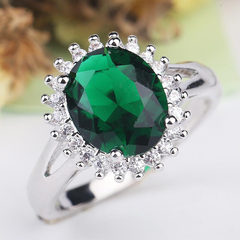 Year Round Ring Diamond Classic Fashion Women'S Zircon Wedding Green Crystal Jewelry