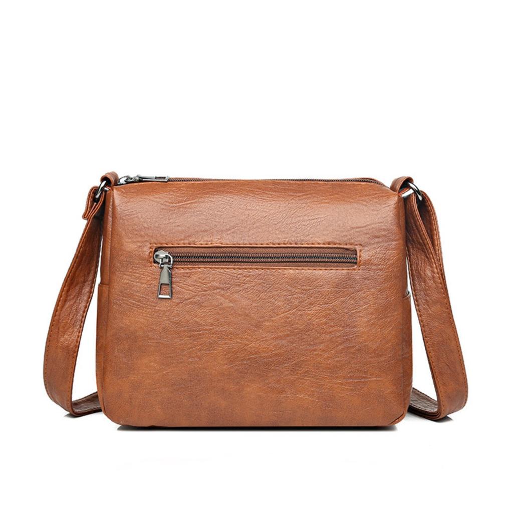 Retro Love Decorative Shoulder Bag, Suitable for Women's Daily Travel Matching, Multi Pocket Crossbody Bag, Large Capacity Women's Bag