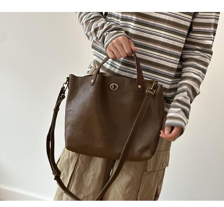 Spring/Summer Women's Genuine Tree Bark Leather Handbag - Vintage Lock Shoulder & Crossbody Bag.