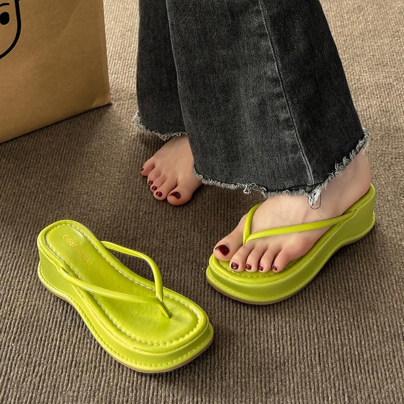 Height-increasing Platform Slippers Women's High-end Summer New French Niche Sandals Flip-flops Beach Shoes