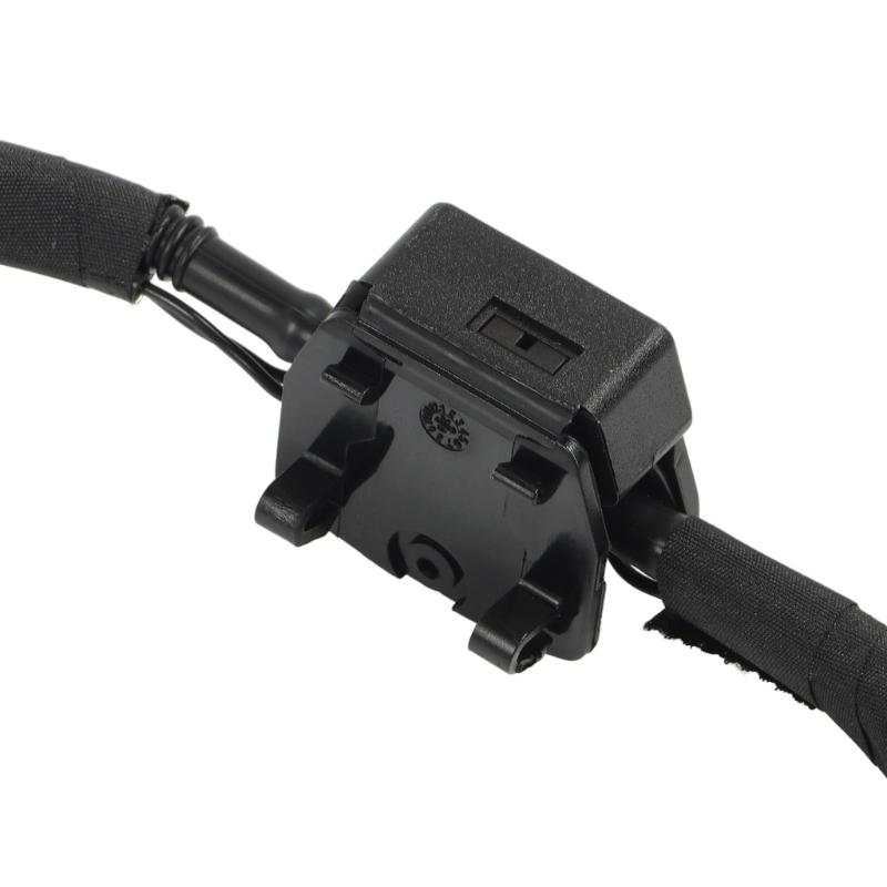 Auto Front Windshield Wiper Spray Jet Washer Nozzle Pipe Restore Water Distribution For F02 730Li 740Li F04 61667202027