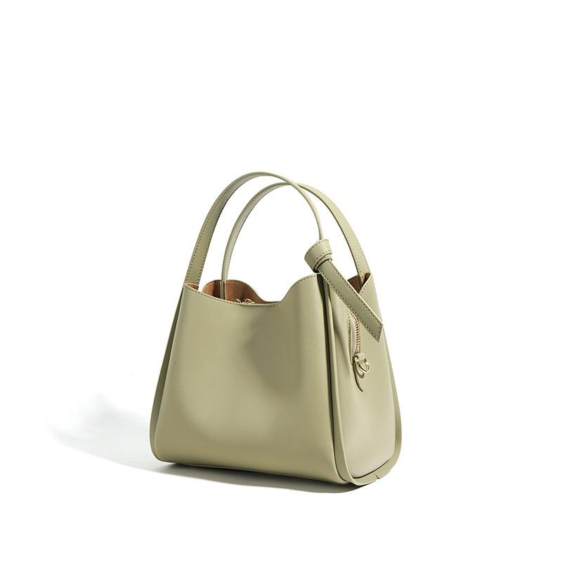 New Leather Vegetable Basket Bag Simple and Fashionable Commuter Bucket Bag Shoulder Crossbody Handbag Women's Bag