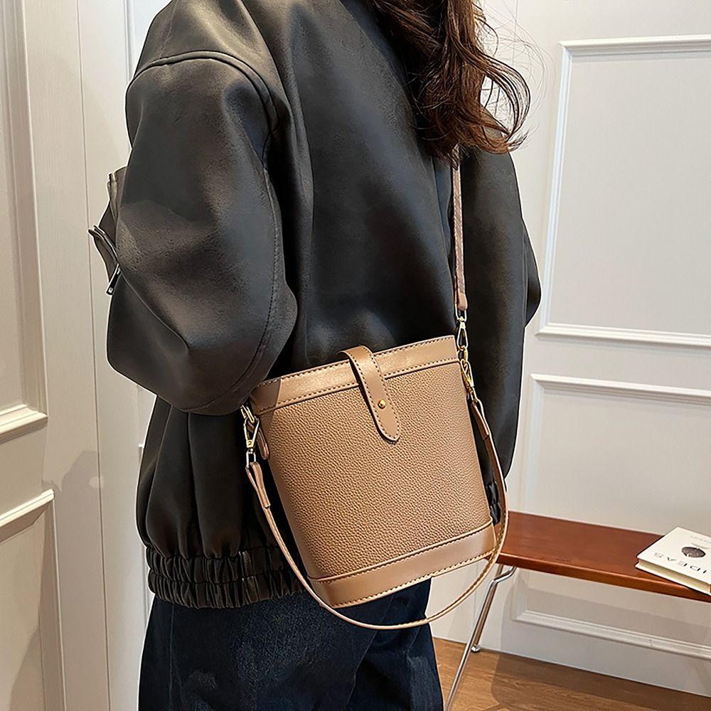 

PU Underarm Shoulder Bag Large Capacity Women Tote Bag Simple Bucket Handbag Daily Collocation