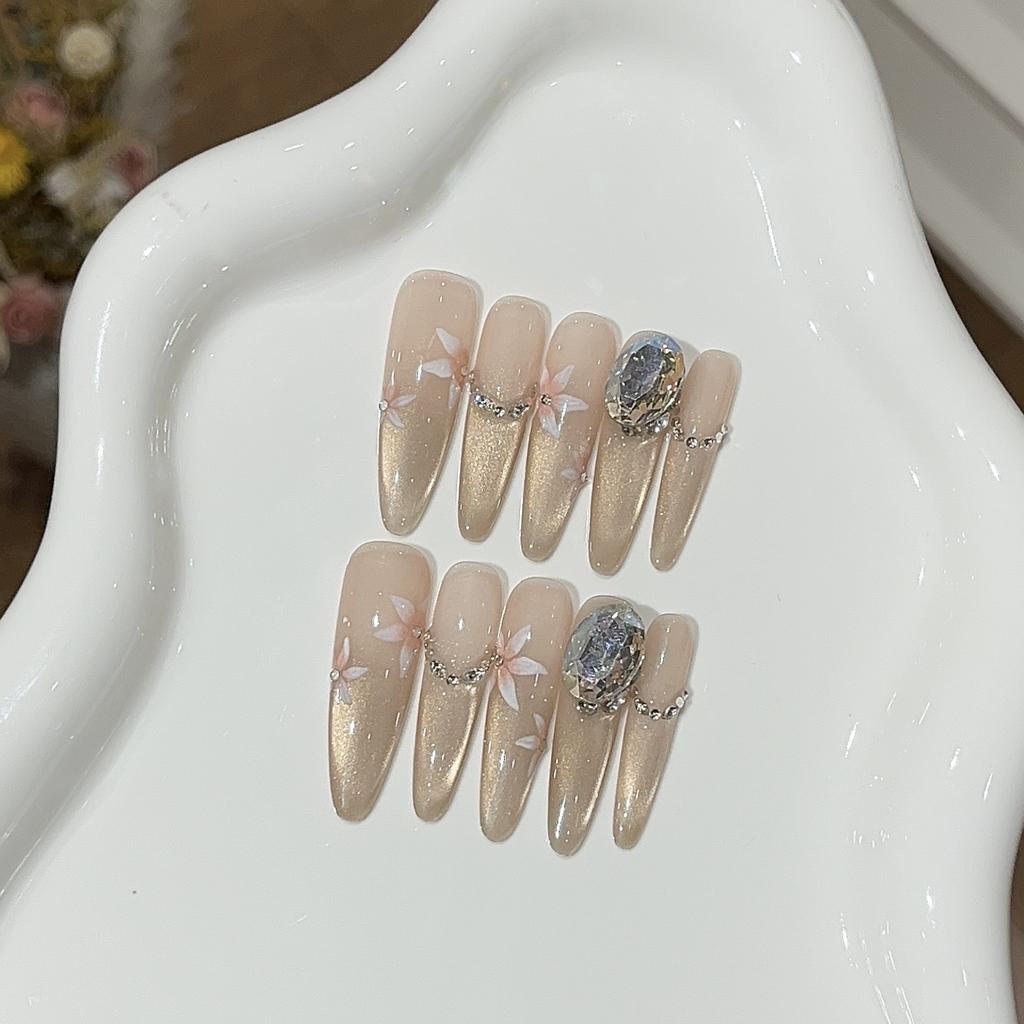 Berlin Flower Spring Style Hand-painted Flower Champagne Golden Cat Eye Boutique K9 Diamond Wear Armor