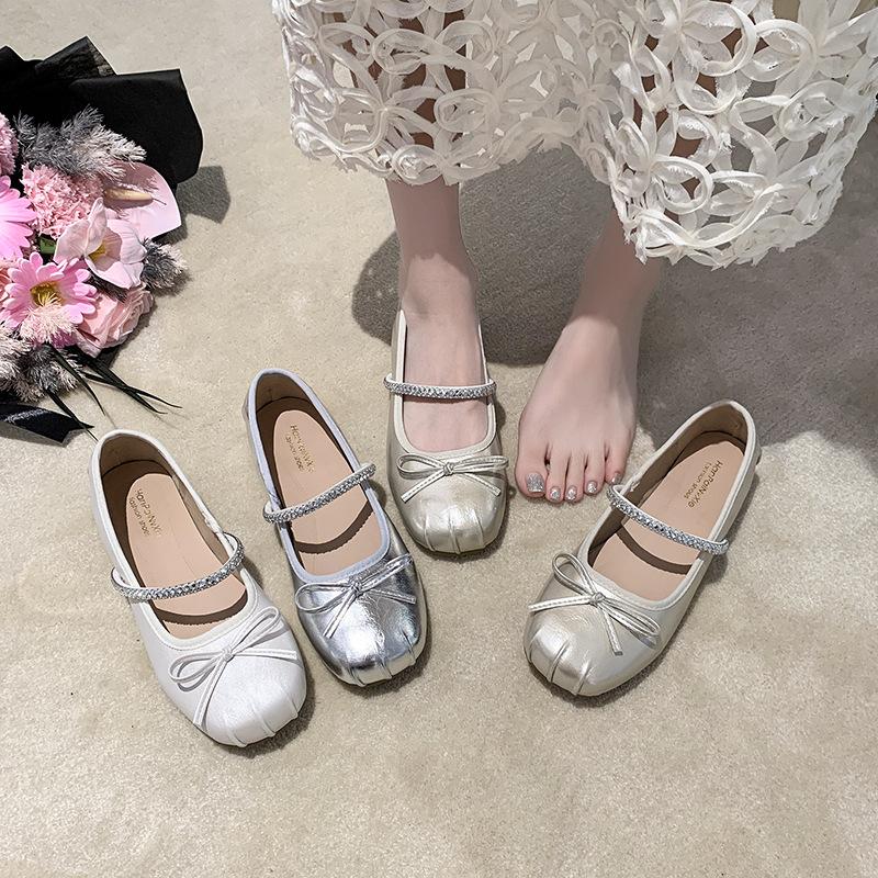 French flats silver single shoes women's 2025 new summer skirt ballet Mary Jane small leather shoes evening shoes