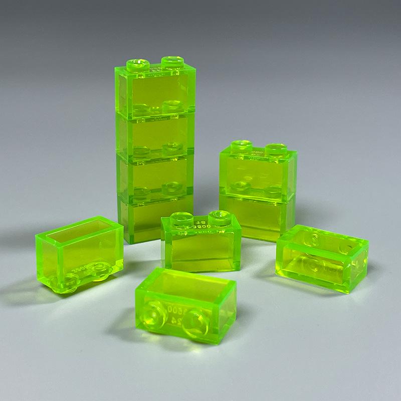Small Particle Building Blocks: 1x2 High-Hole Brick 3004 - Basic Wall Brick Toy Accessories
