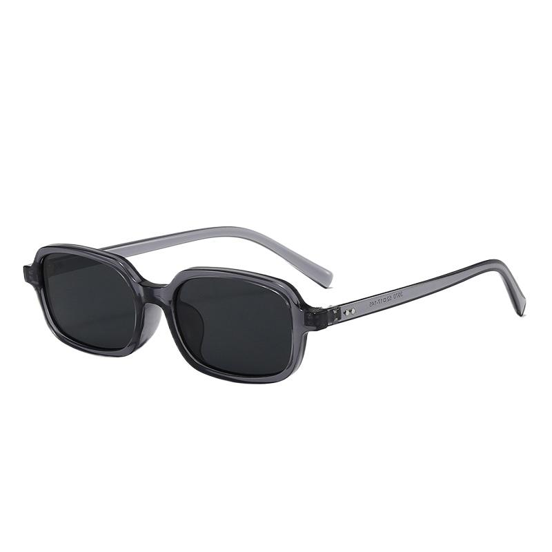 

Women Sports Glasses Vintage Mirrored Cat Eye Sunglasses Retro Small Frame UV400 Eyewear Fashion Ladies Driver Goggles 1PC
