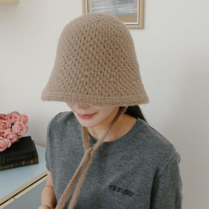 Women's Chin Strap Daily Wool Bonnet Everyday Look Hat