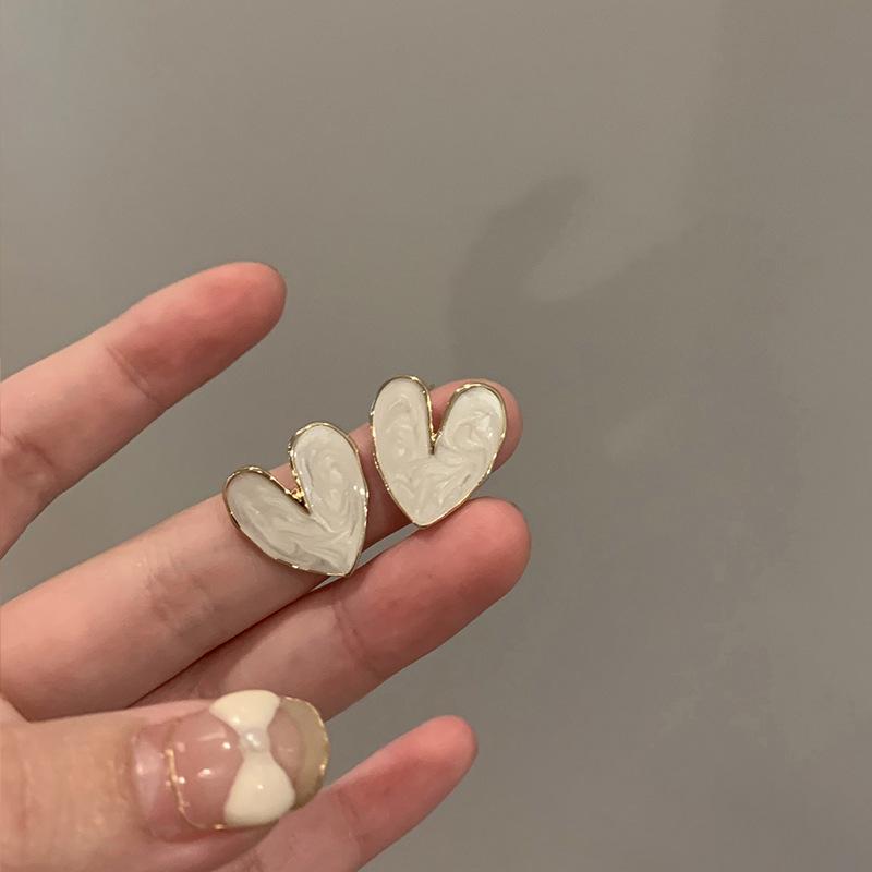 Glitter Enamel Oil Heart Stud Earrings for Women Girls New Fashion Party Golden Color Love Earrings Cute Romantic Zircon Gift