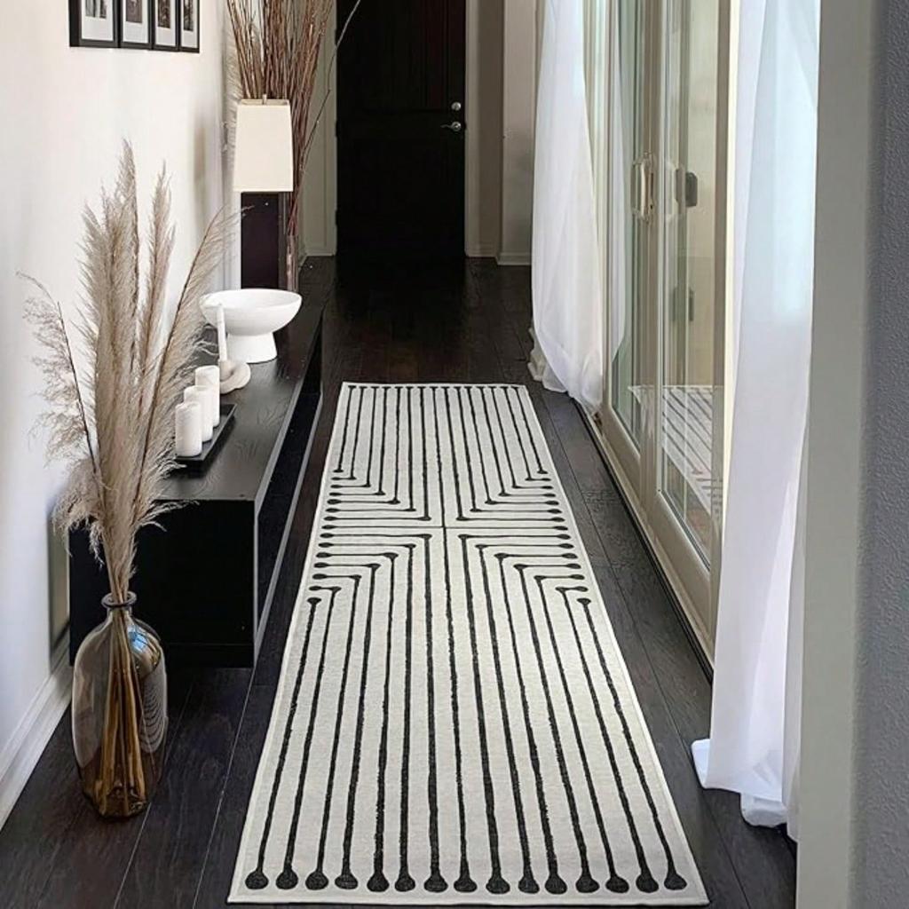 Modern Minimalist Carpet Mat Rug Geometric Stripe Wood Grain Design for Hallway Bedroom Laundry Room Home Decoration Floor Mat
