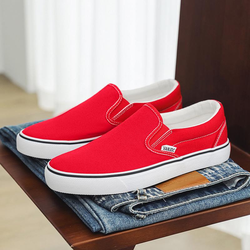 Chaussures Slip-On en toile unisexes 2026: Chaussures plates d'été décontractées style coréen pour étudiants et couples.