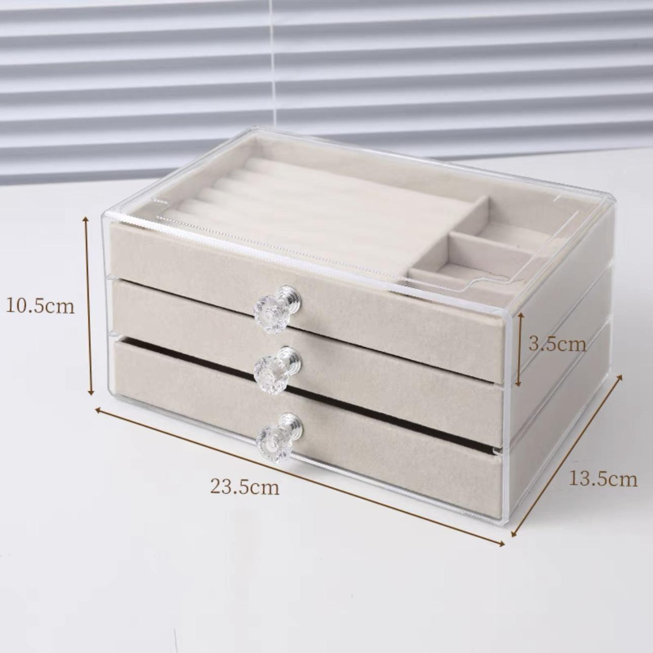 

Exquisite Walnut Jewelry Box with Anti-Oxidation for Rings, Bracelets, Necklaces, and Earrings