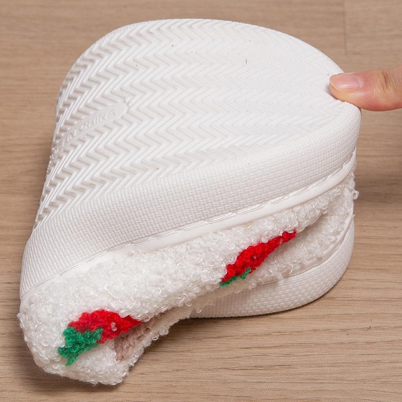 2025 new cotton slippers women ins wind strawberry upper fashion warm home autumn and winter slippers
