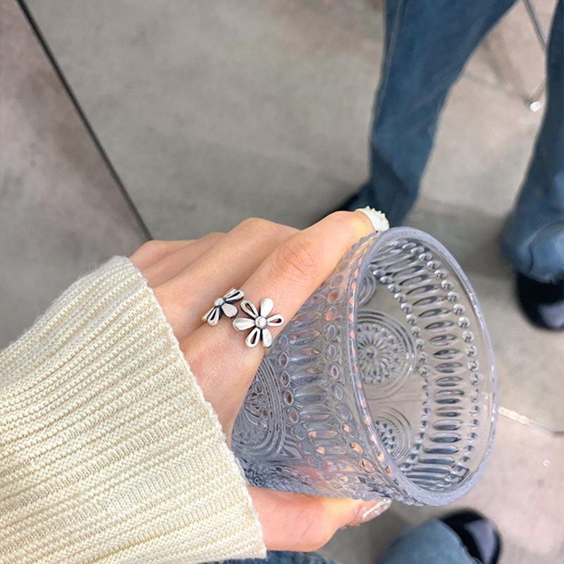 S925 Sterling Silver Adjustable Flower Ring - Retro Fashion Niche Design for Women