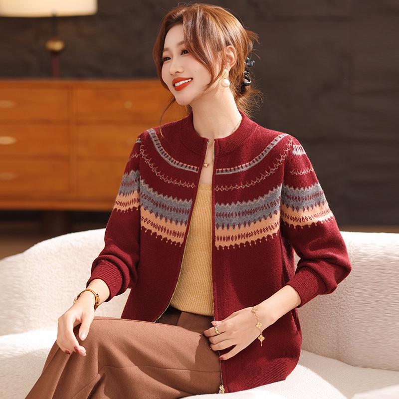 

Women s Chic Jacquard Knit Cardigan - Spring 2026 Fashion for Middle-aged Mothers XL [Up to 110 lbs] красный