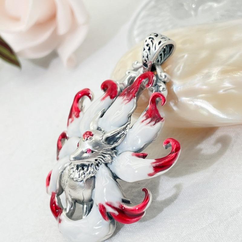 Neunschwänziger Fuchs Anhänger Halskette Rote Chinesische Emaille Einzigartiges Design Modeschmuck für Frauen Abschluss Gedenkgeschenk