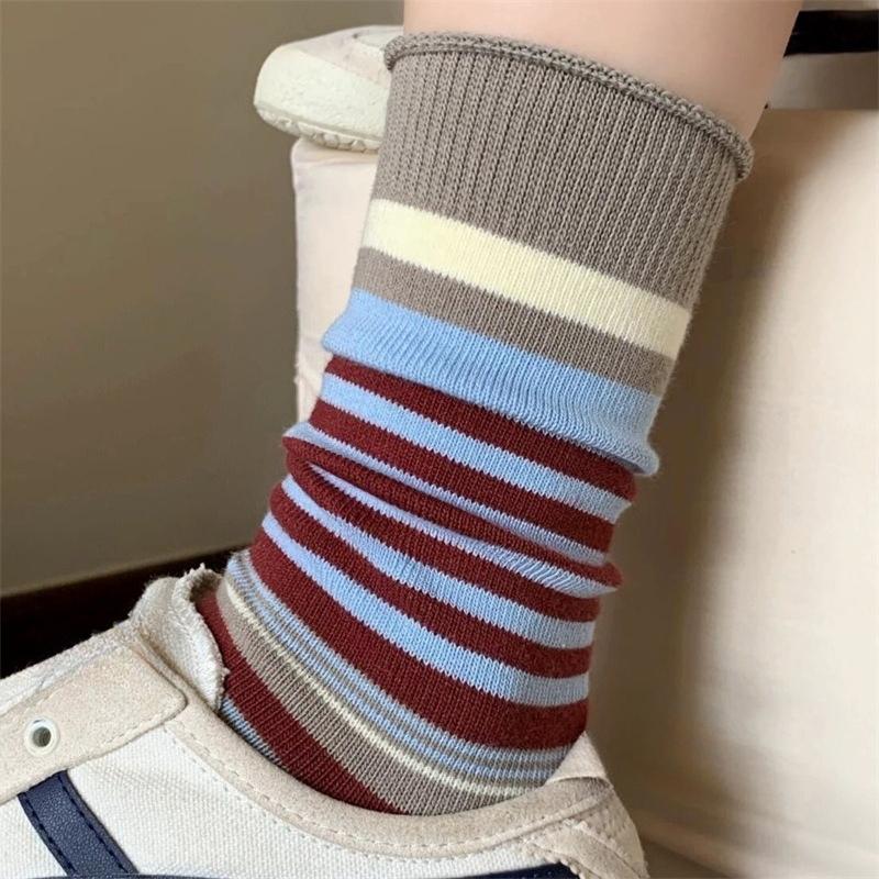 Ladies Spring and Autumn New Products All Kinds of Casual Retro Color Trend Stripe Long Stack Socks