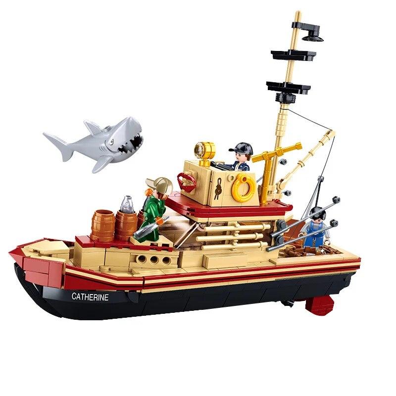 

592 шт., модель тралового судна с большой акулой, строительные блоки, пиратский корабль, морской рыбак, фигурки белой акулы, игрушки MOC, подарок для детей