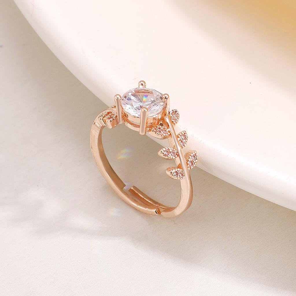 Laurel Goddess Moissanite Ring for Women – Elegant Simulated Diamond Gift for Girlfriend