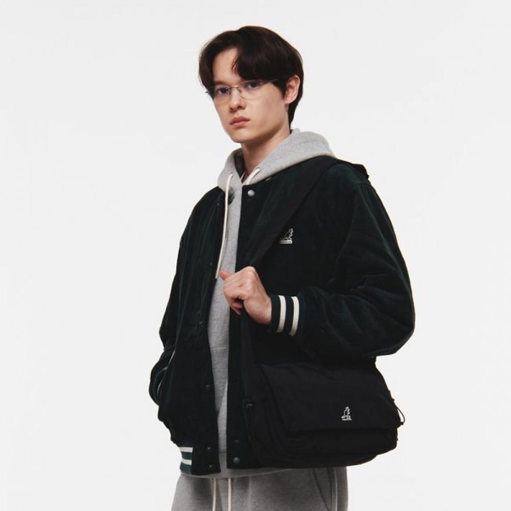 Kangol Essential Plus Flap Messenger Black 2099 OS