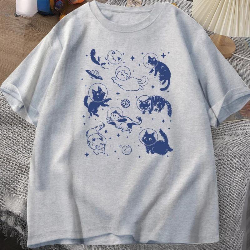 Retro Cats In Space 90s Graphic T Shirts Vintage Astronaut Cats T-Shirt Funny Kitten Tshirt Print Comfortable Round Neck T Shirt