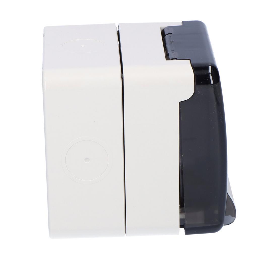 Single surface-mounted socket 16A FRENCH M95, IP66, gray, PROTECTA