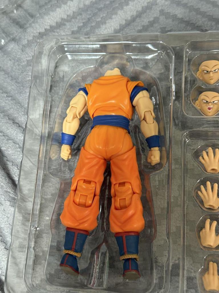 [USED] Overseas Exclusive S.H.Figuarts Same Size Super Saiyan 3 Son Goku with Bonus
