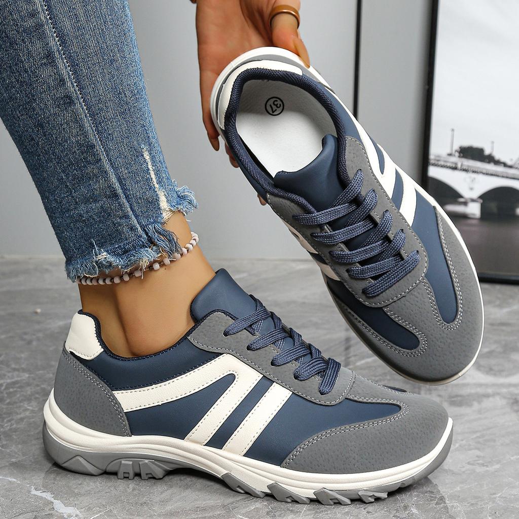 Women's Casual Lightweight Breathable Sport Shoes Spring Autumn  New All-match Running Sneakers Zapatos De Mujer Tenis Jeans