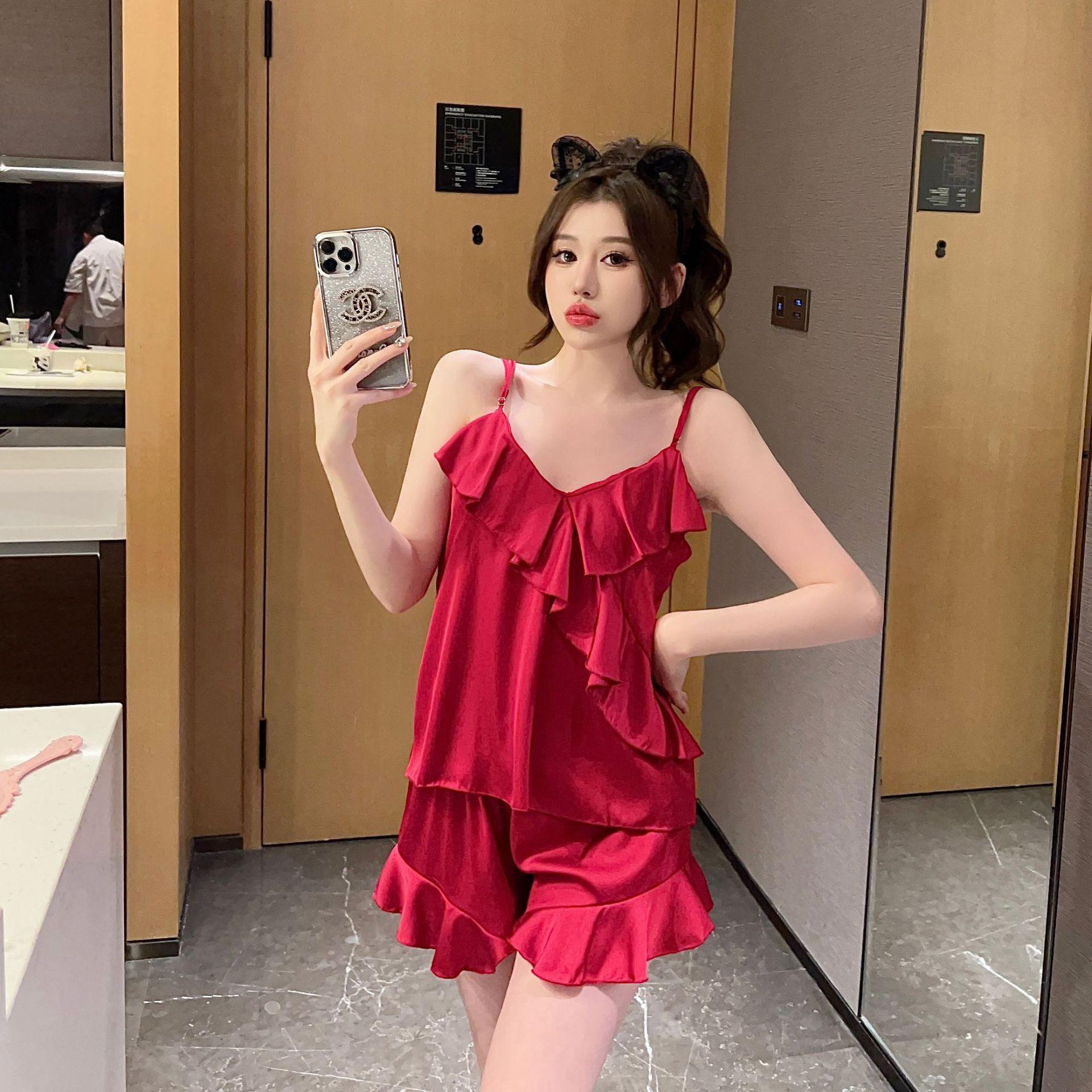 

Sexy pajamas women s ice silk summer suspender shorts two-piece set with chest pad pure desire style new loungewear available XL бордовий