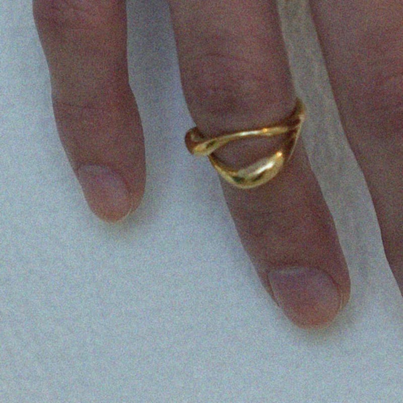 Ahjeong Erode Mini Ring. Gold