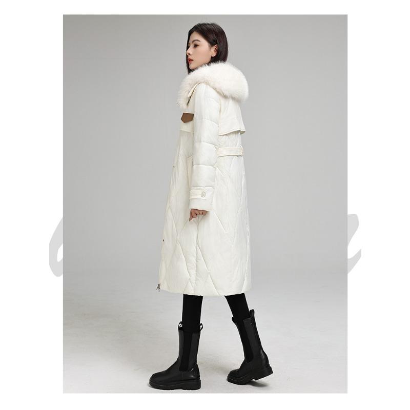Elegantní a zeštíhlující dlouhý péřový kabát s velkým kožešinovým límcem pro dámskou zimní módu