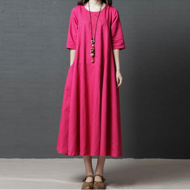 New Summer Style of Artistic Loose Embroidered Cotton and Linen Round-neck Five-quarter Sleeve Dress for Mid-length Women