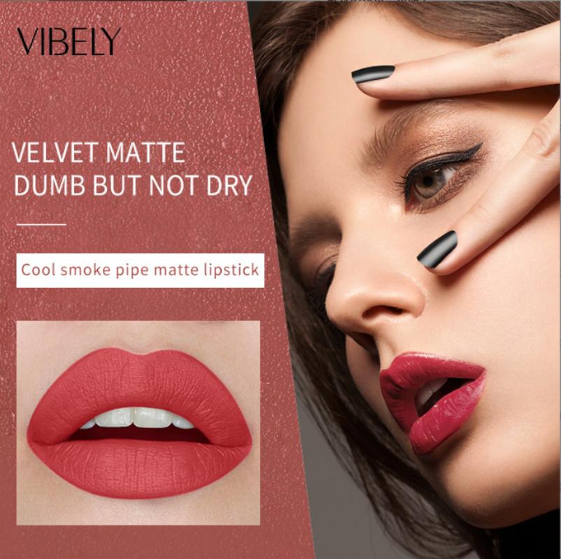 Moteriškas lūpų makiažas Seksualūs matiniai ilgalaikiai vandeniui atsparūs drėkinamieji lūpų dažai