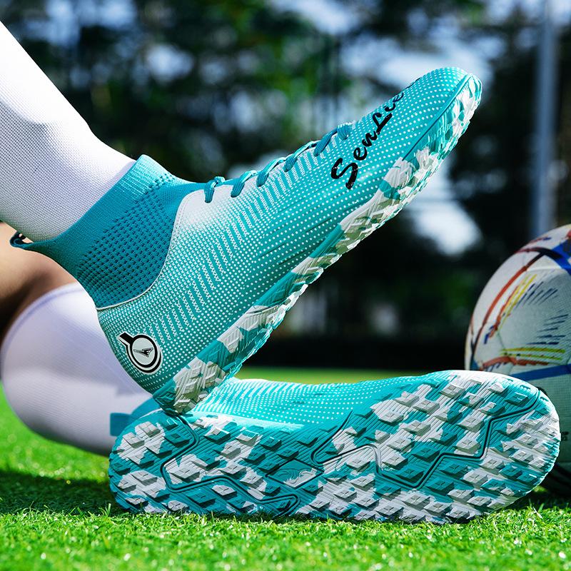 New high-top football shoes, men's and women's young college students' training shoes, long nails, broken nails, adult non-slip football training