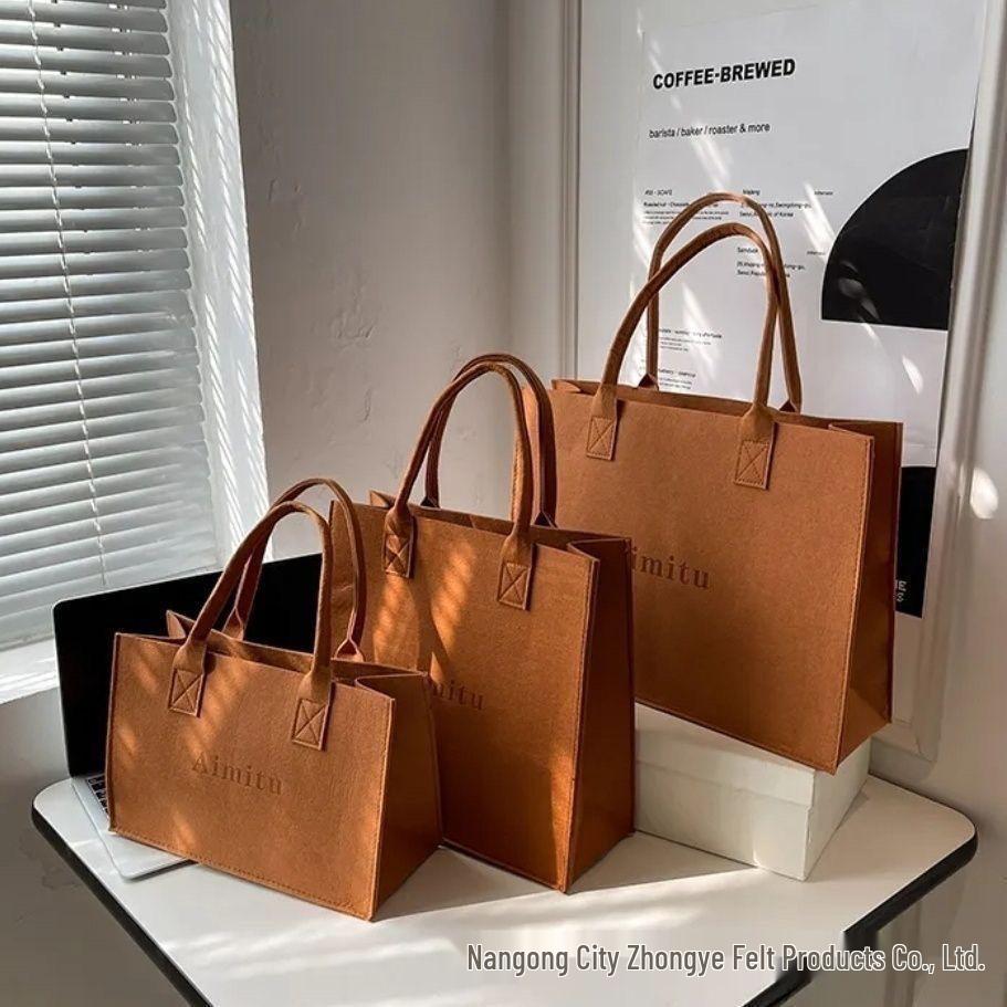 Trendy Felt Tote: Portable Handheld Commuter & Fashionable Single Shoulder Bag with Large Capacity