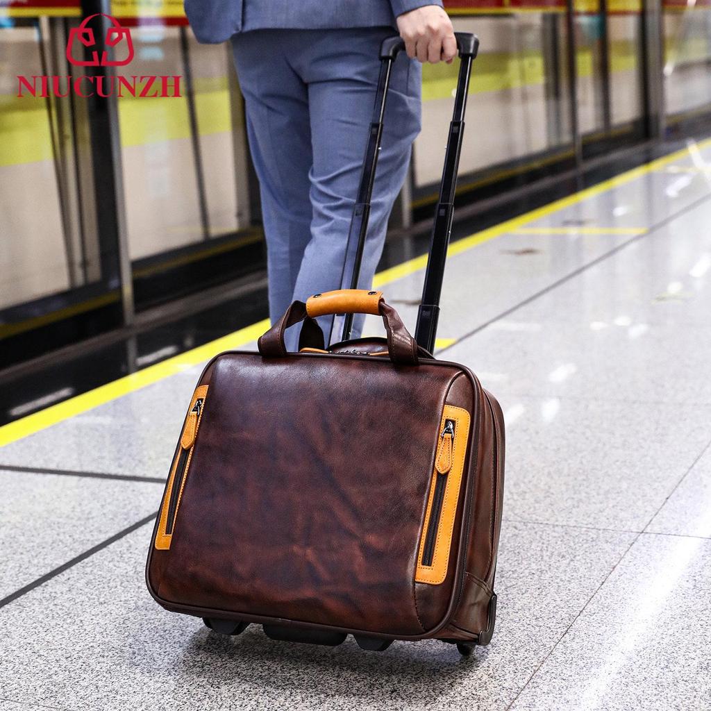 Herrenrucksack aus echtem Leder: Leichte, geräumige, Business Casual Computertasche