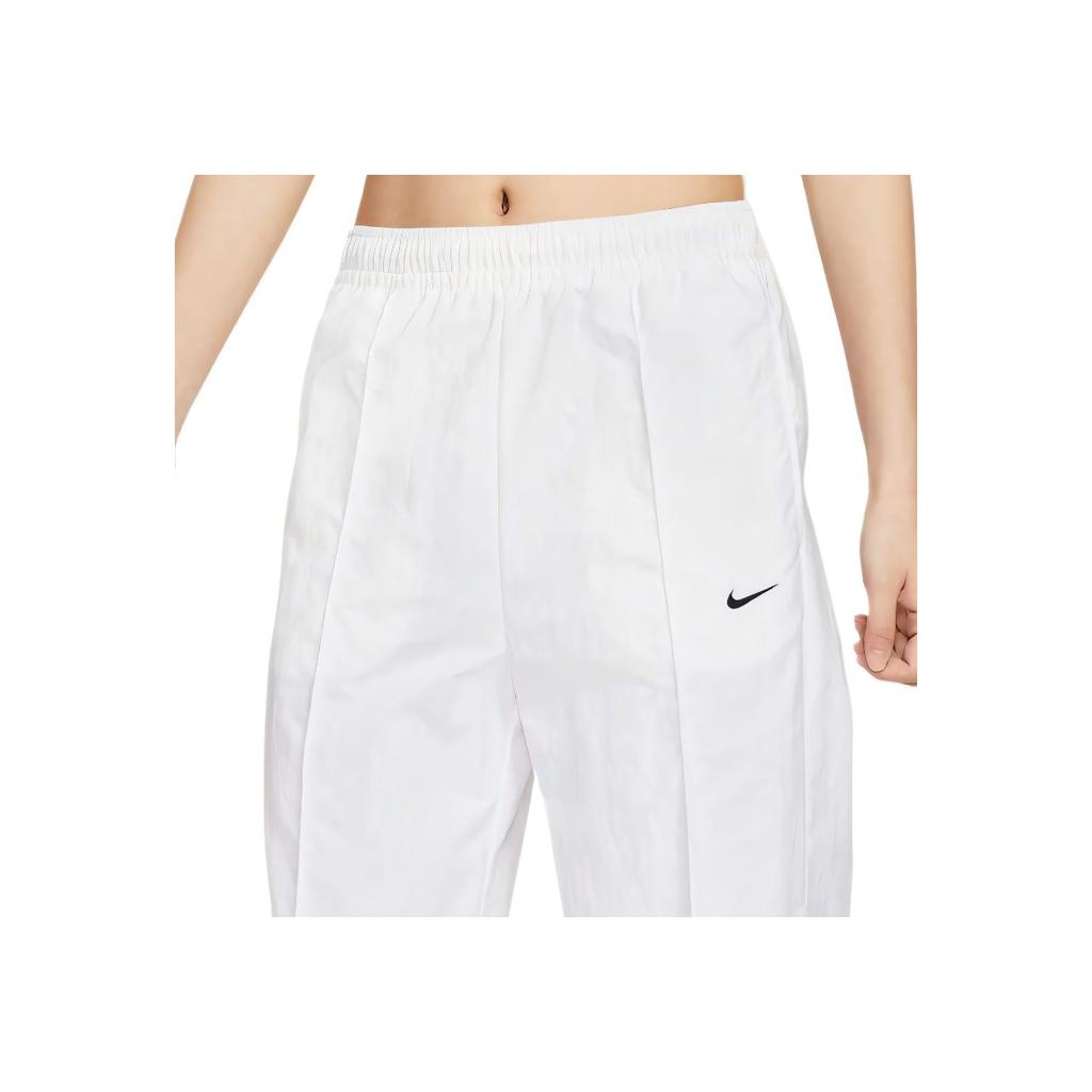 Nike Pantaloni Casual Impermeabili Larghi a Vita Media Swoosh Sportswear Donna fondo FQ3589-100