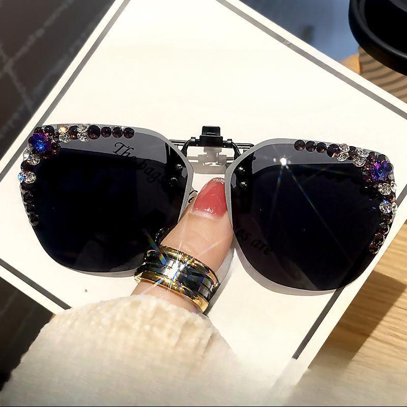 Неполяризованные винтажные солнцезащитные очки с клипсой и стразами, женские, мужские, модные, с градиентными линзами, солнцезащитные очки-шейды для женщин чёрный