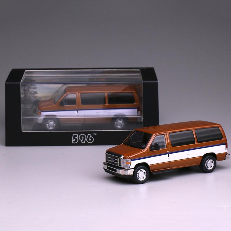 596 1:64 E350 VAN MPV Alloy Car Diecasts & Toy Vehicles Car Model Miniature Scale Model Car For Children коричневый
