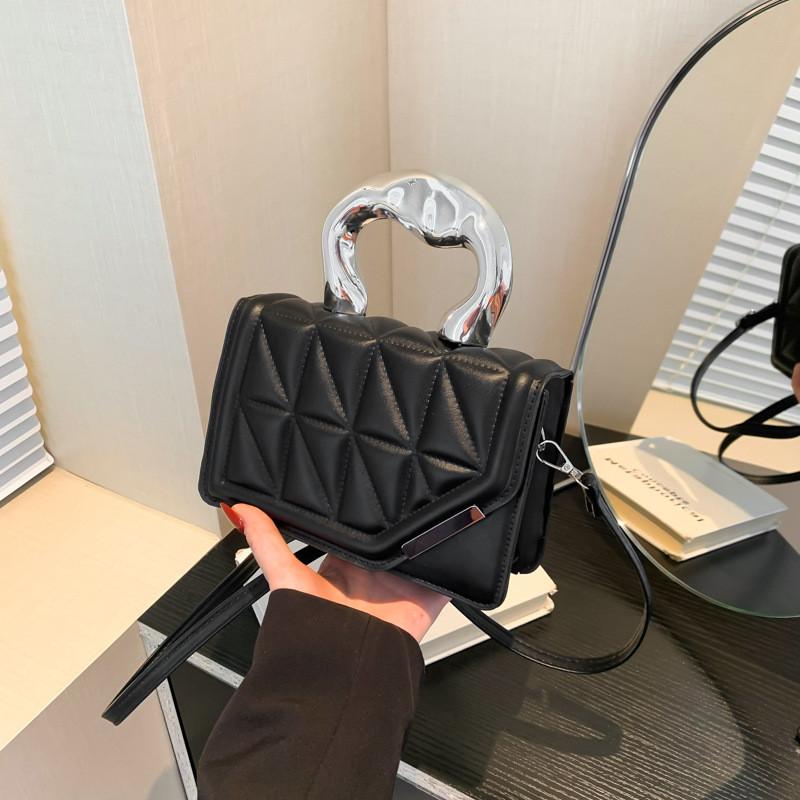 Stylish Minimalist One Shoulder Crossbody Small Square Bag For Casual Outings