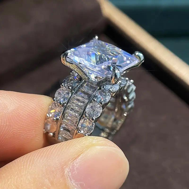 2026 Couple Exquisite Light Luxury High-end Ring, Exaggerated Shiny Zircon Ring, Engagement Wedding Matching