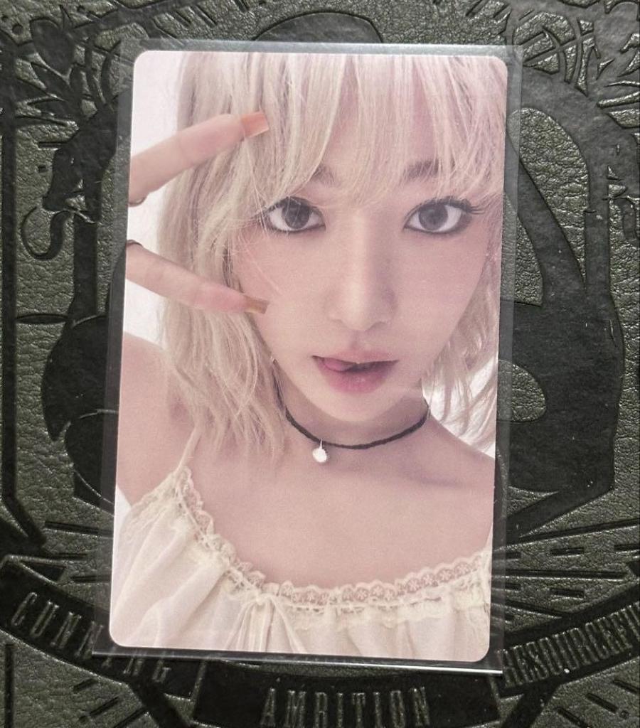 [USED] Lu Seraphim Sakura HOT Kakao Kakaotalk Limited Trading Card